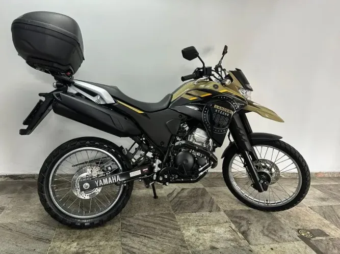 XTZ 250 LANDER - 2024