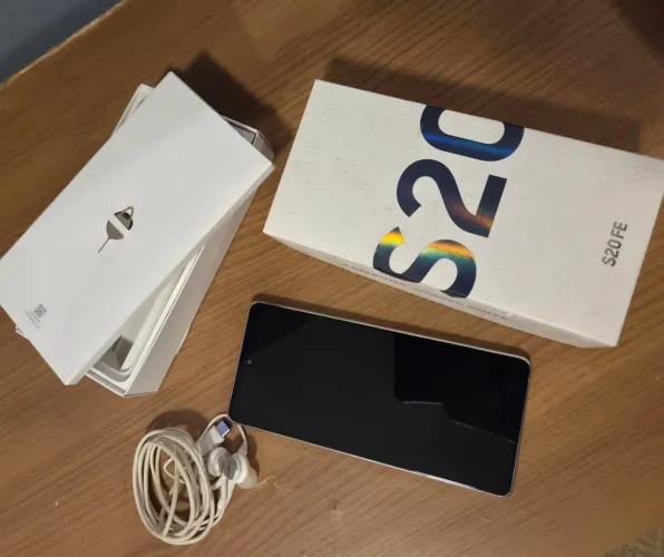 Samsung S20Fe Branco