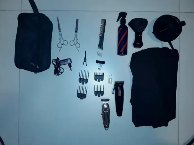 Kit barbeiro profissional (Wahl e Kemel)