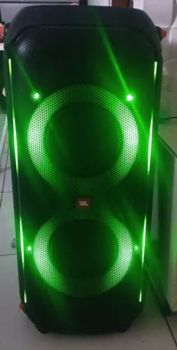 JBL partybox 710