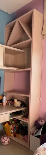 Estante para quarto infantil