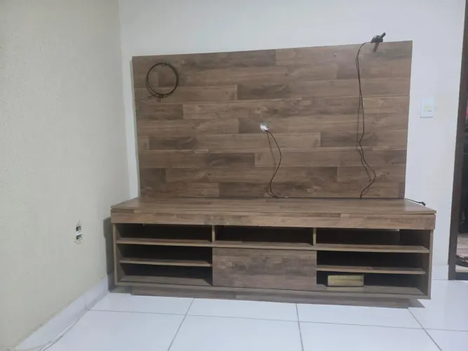 Rack + painel. R$ 420,00