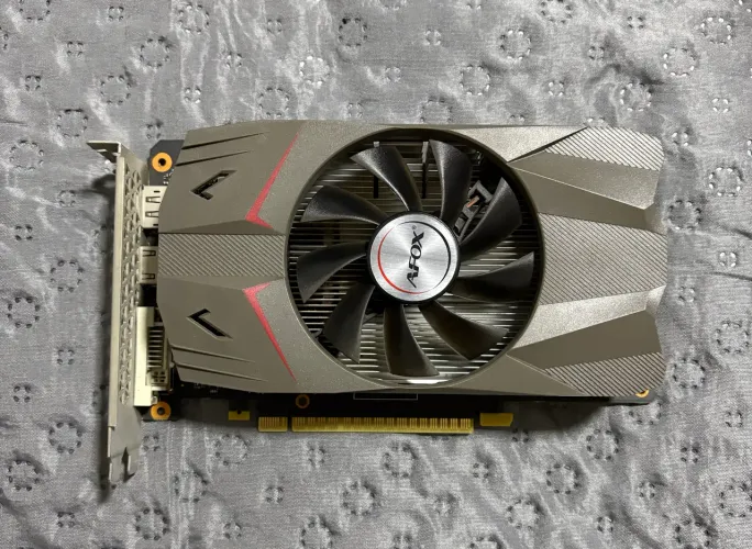 Placa de Vídeo GTX 1650 4Gb