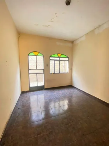 CASA ESPAÇOSA DE 2 QUARTOS PARA ALUGAR BARREIRO (VALE DO JATOBÁ) | River Imóveis