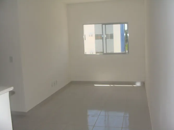 Alugo Apt Condomínio Porto Seguro