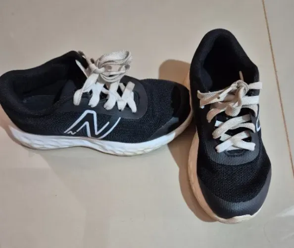   Tênis Infantil New Balance 520 V8 - Preto