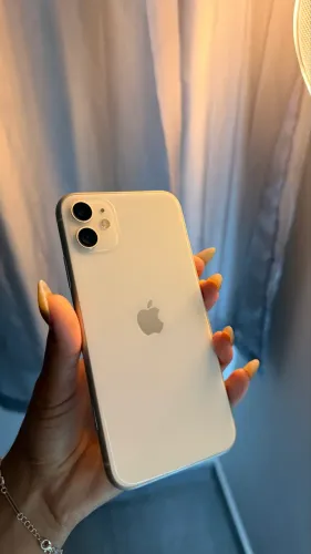 iPhone 11 - 64GB