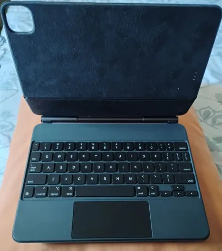Magic Keyboard Modelo A2261 Original Apple