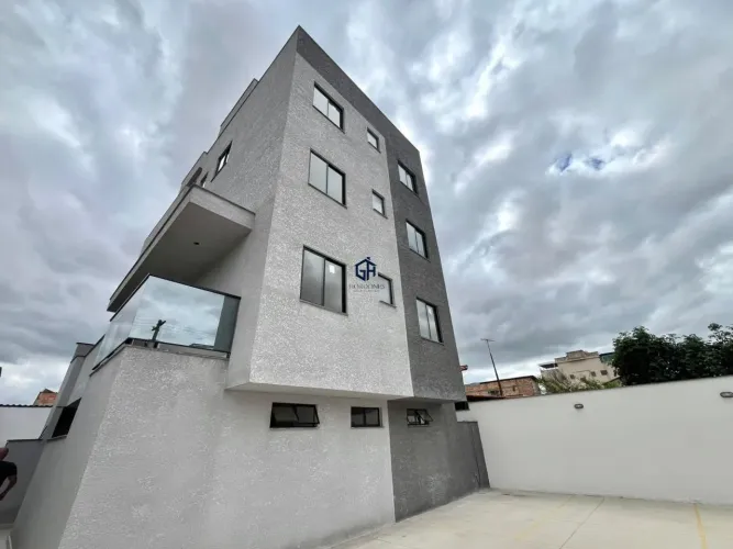 Área privativa a vnda no bairro Piratininga