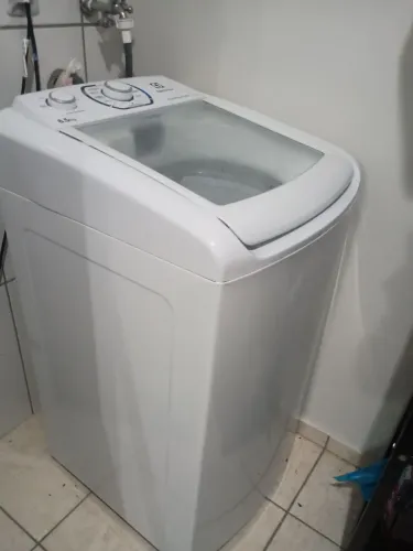 Máquina de lavar 8.5kg eletrolux essential care