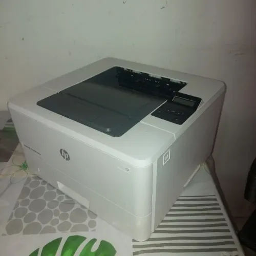 Impressora HP LaserJet Pro M404dn - Rápida e Econômica
