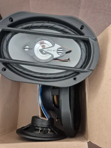 Kit som automotivo novo