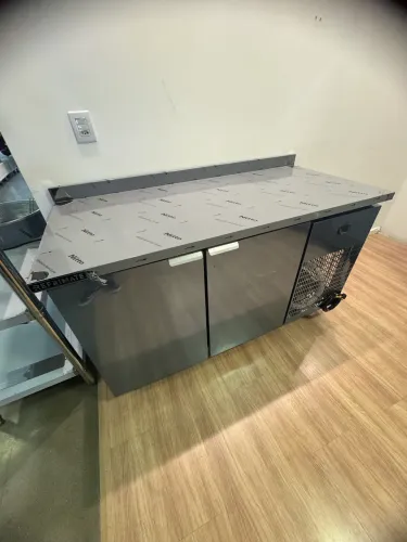 Balcão De Serviço Refrigerador Encosto 2 Portas 1,50m Inox Escovado