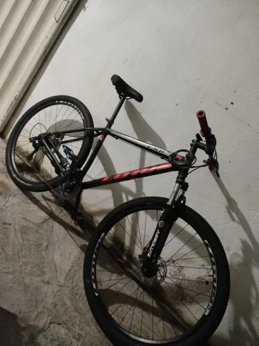 LOTUS CXR ARO 29 - 24 VELOCIDADES - PRONTA PARA PEDALAR