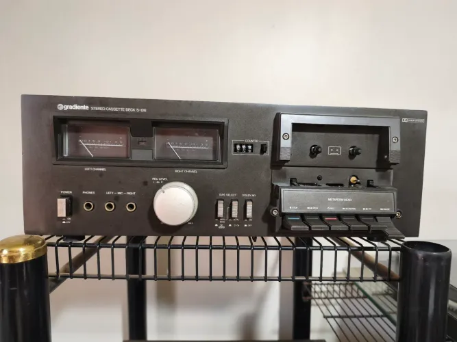 Lindo Tape Deck Gradiente S126