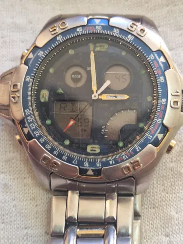 Relogio citizen c720
