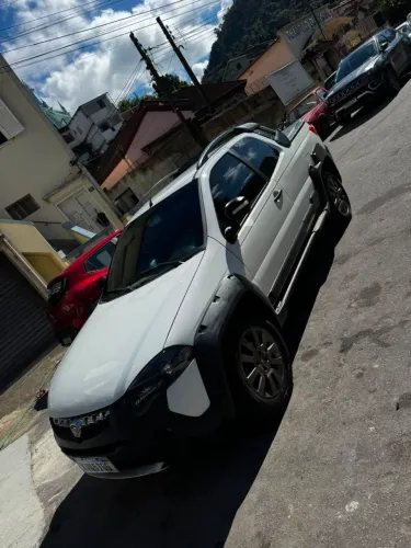 Fiat Strada Adventure1.8/ 1.8 Locker Flex CD 2015