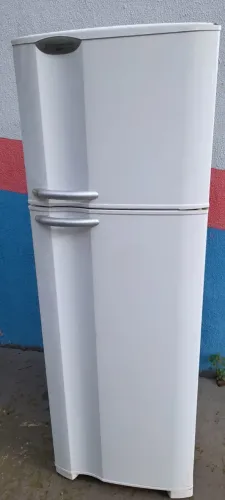 Geladeira Eletrolux Duas Portas DC40