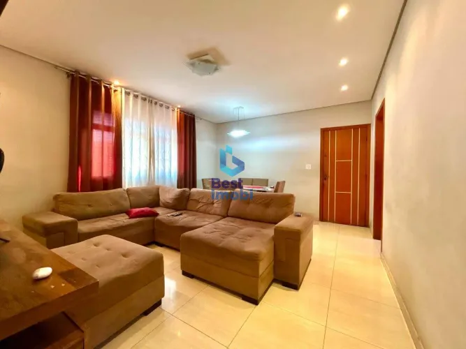 Apartamento à Venda no Jardim Industrial com 3 Quartos e Suíte