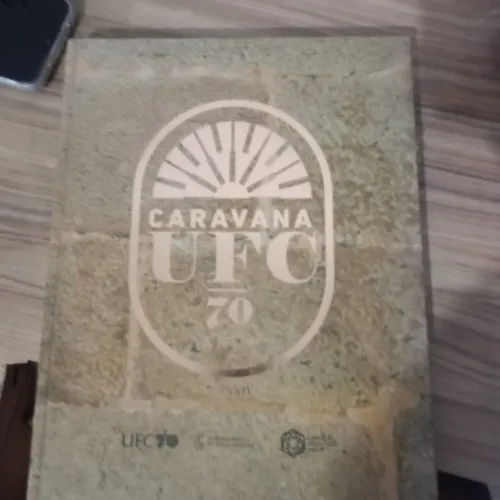 Livro Caravana UFC 70 Anos