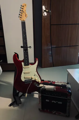 Guitarra Tagima + Amplificador Borne