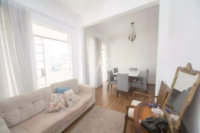 Casa à venda, 3 quartos, 1 suíte, 2 vagas, Floresta - Belo Horizonte/MG