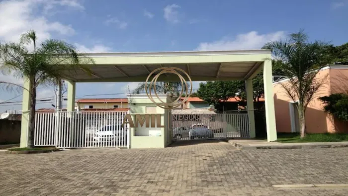 Casa em Condomínio à Venda em Monte Castelo, São José dos Campos-SP 3 Quartos, 1 Sala, 2 V