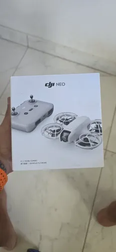 DJI NEO