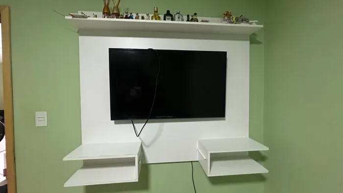 Vende-se móvel com tv de 38 polegadas