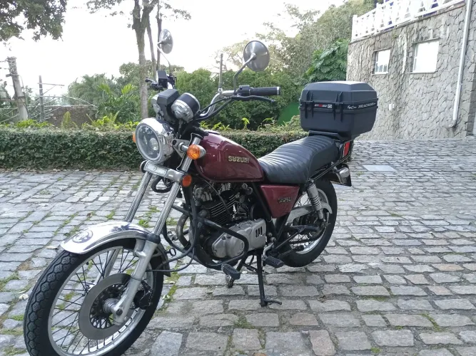 Intruder 250 ano 1997 modelo 1998 aceito cartão 