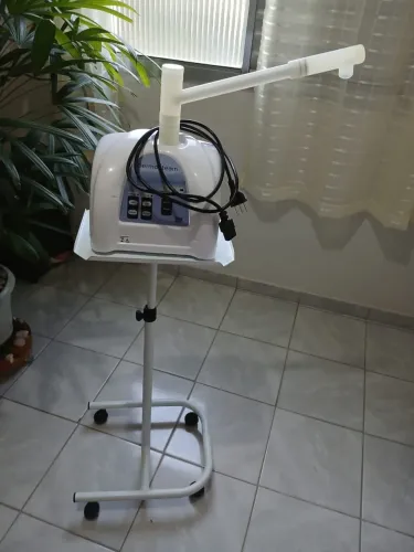 Vapor ozônio Ibramed Dermostens com caixa e carrinho