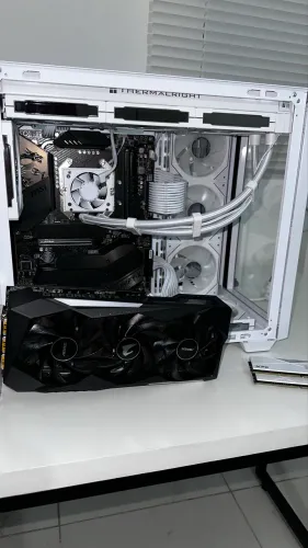 B550 Unify x única no Br