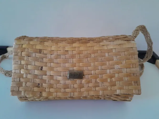 Bolsa em Palha.