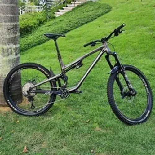 Bike Commencal Meta SX Mullet V4