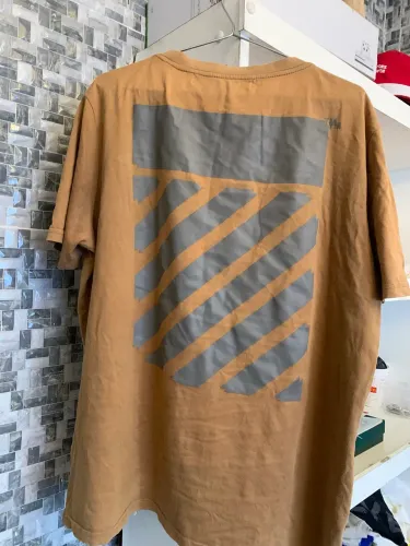 Camisas zara e outros
