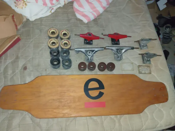 Longboard, Rodas, Trucks