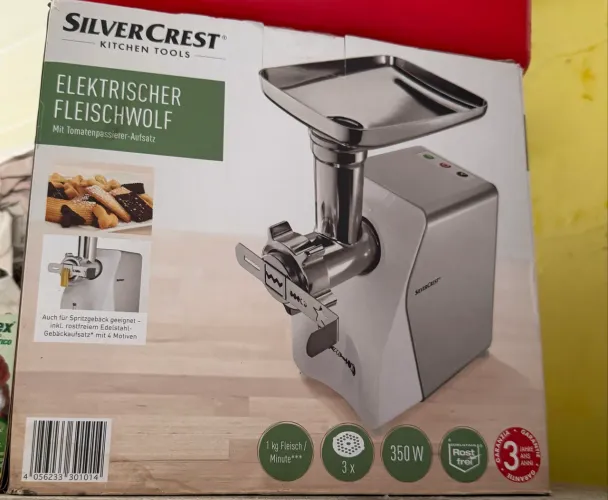 Moedor de carne elétrico