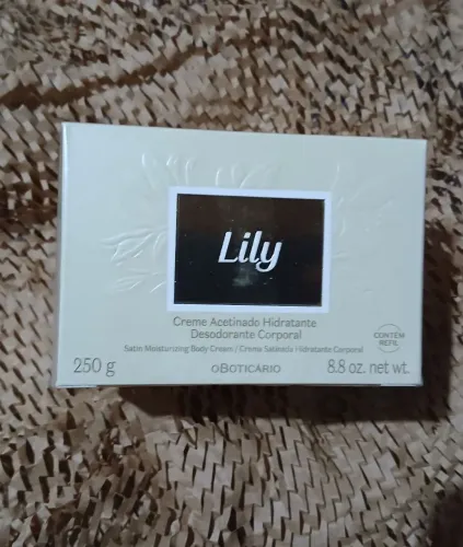 Vende se lily creme desodorante hidratante acetona com 250g