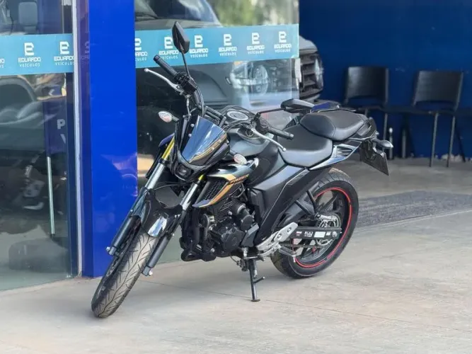 YAMAHA FZ25 FAZER 2024