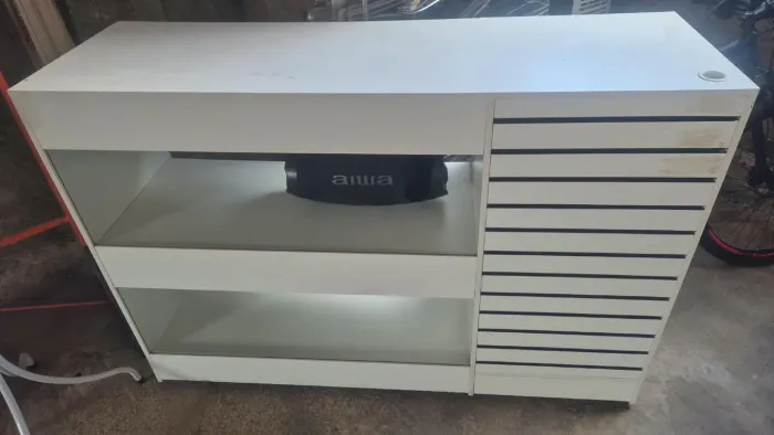 Vendo balcão de MDF