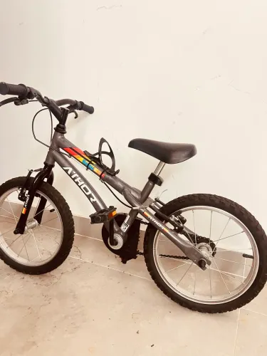 Bicicleta Athos aro 16