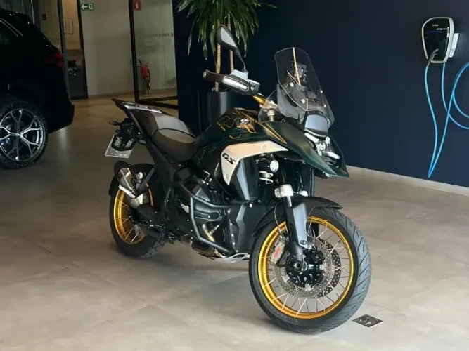 BMW R 1300 GS Option 719 Verde 2024 - Apenas 7.150 km