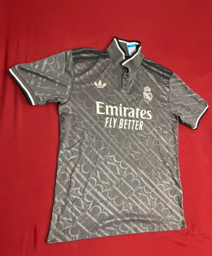 Camisa Real Madrid 24/25 Versão torcedor G
