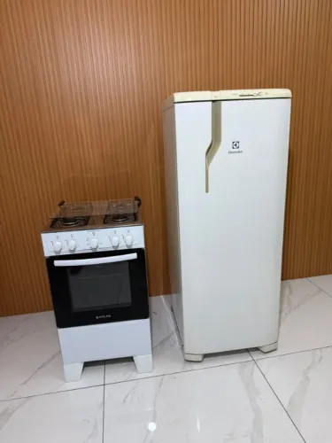 Kit Fogão e Geladeira seminovos com entrega pra amanhã