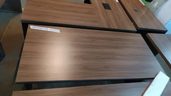 Mesa de Escritório Pé Painel 150x70 Amadeirada - Mesa 07