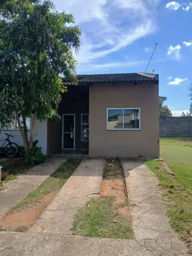 Aluguel casa 2 quartos condomínio fechado