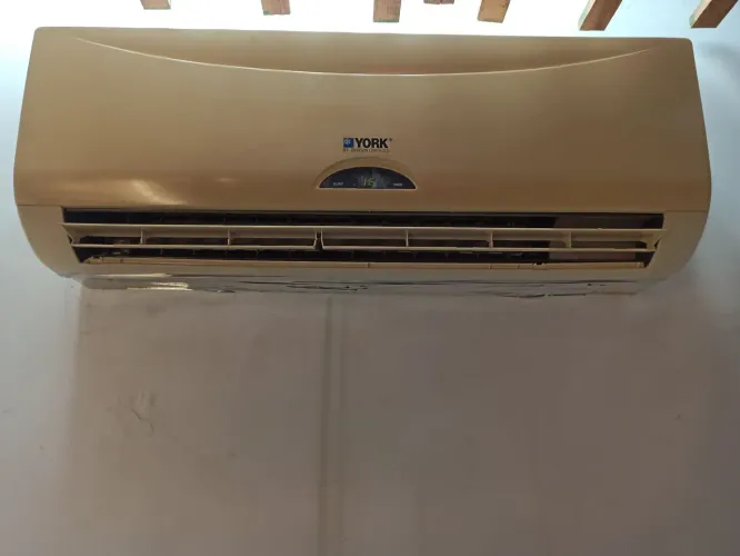 Ar Condicionado Split York 12.000 BTUs Funcionando Perfeitamente