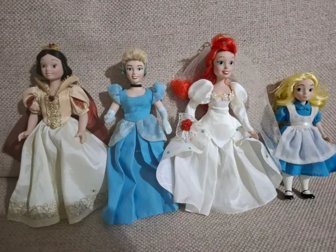 Princesas Disney De Porcelana vintage $70,00 cada