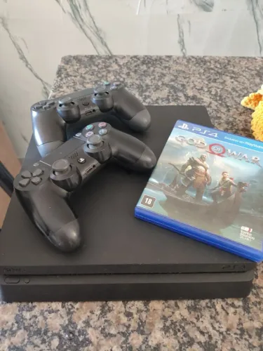 Playstation 4 superslim