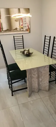 Vendo Conjunto de mesa